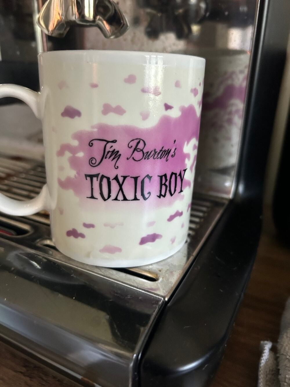 Tim Burton Toxic Boy Mug 11oz Heat Sensitive Dark Horse Tragic Toys 2012